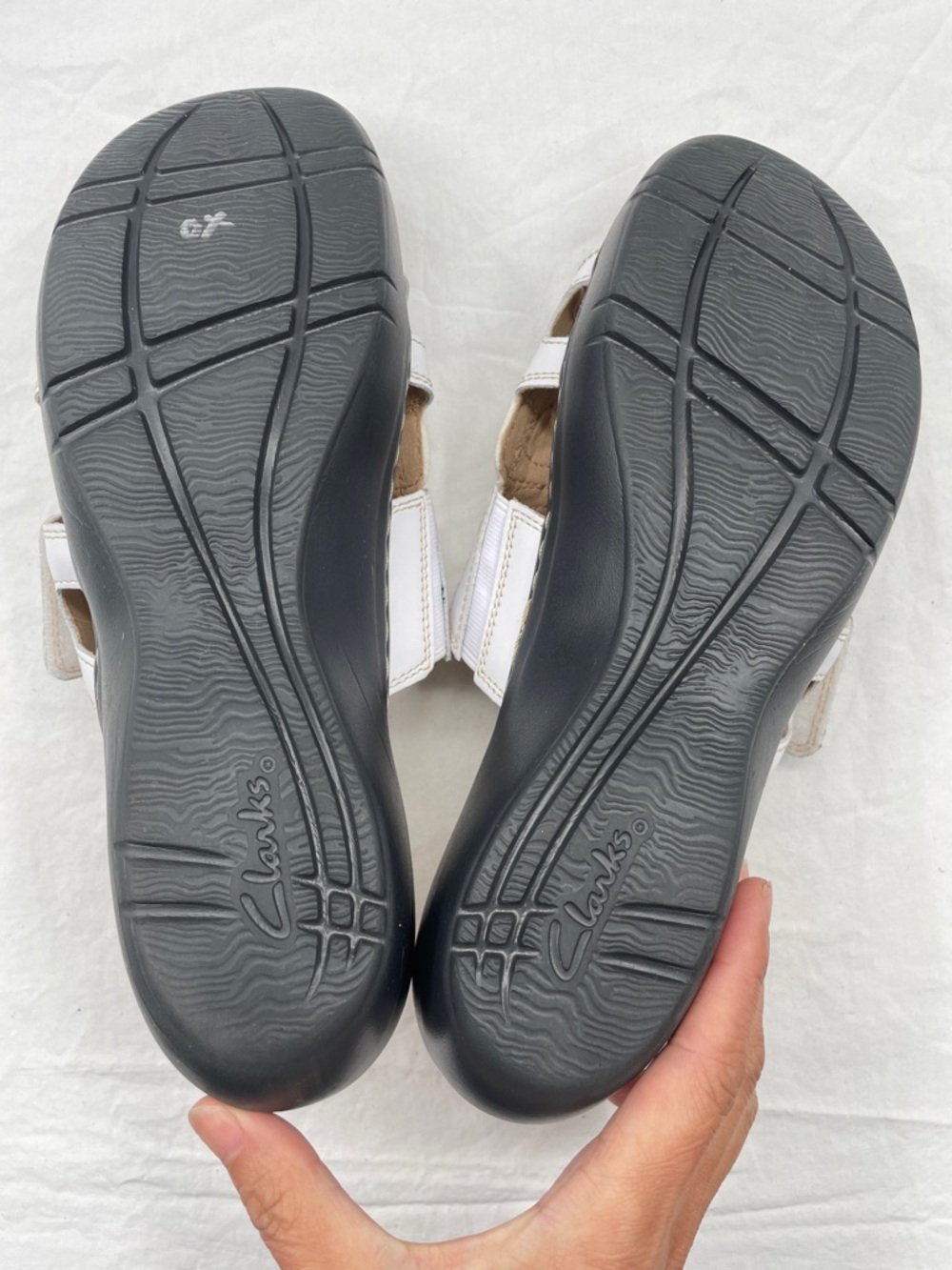 NEW! Clarks Merliah Belle Leather Wedge Sandals. 10M. - Picture 15 of 16
